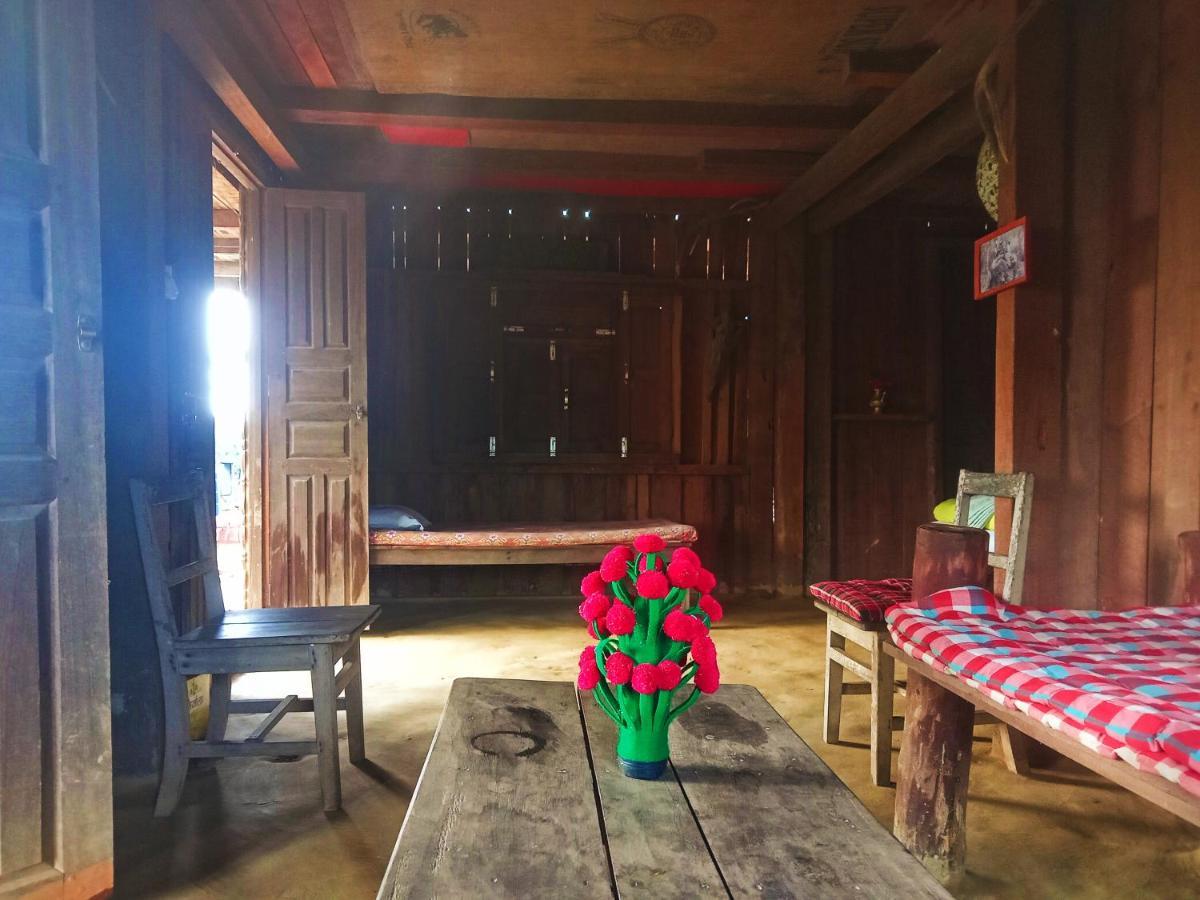 Shanta Ghar A Rustic Guesthouse Chitwan Ngoại thất bức ảnh